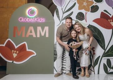 Родинне свято до Дня матері: у GlobalKids відбулася щорічна підсумкова вистава
